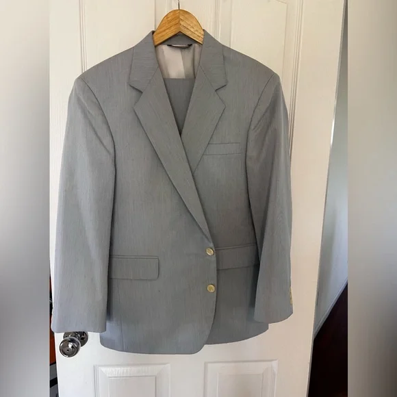 🌟 FREE 🌟 Shipping 📦 Haggar Men Suit Jacket and Pant Set